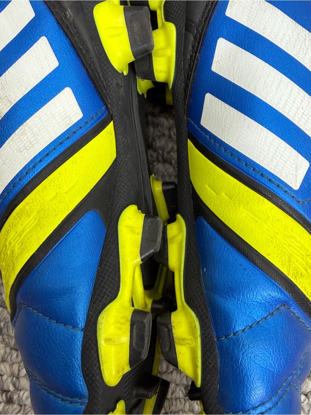 Adidas Nitrocharge 2.0 blue yellow white lace up kids youth soccer cleats 1 - Picture 9 of 10